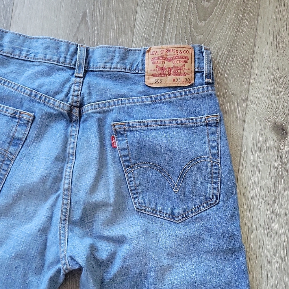 Levi's 505 W33 X L30 (W32 X L30) Men's Classic Denim Jeans Zip Fly